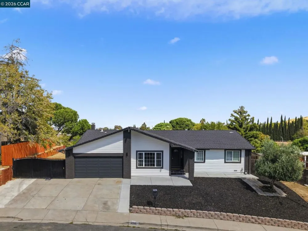 4295 Suzanne Dr Pittsburg, CA 94565