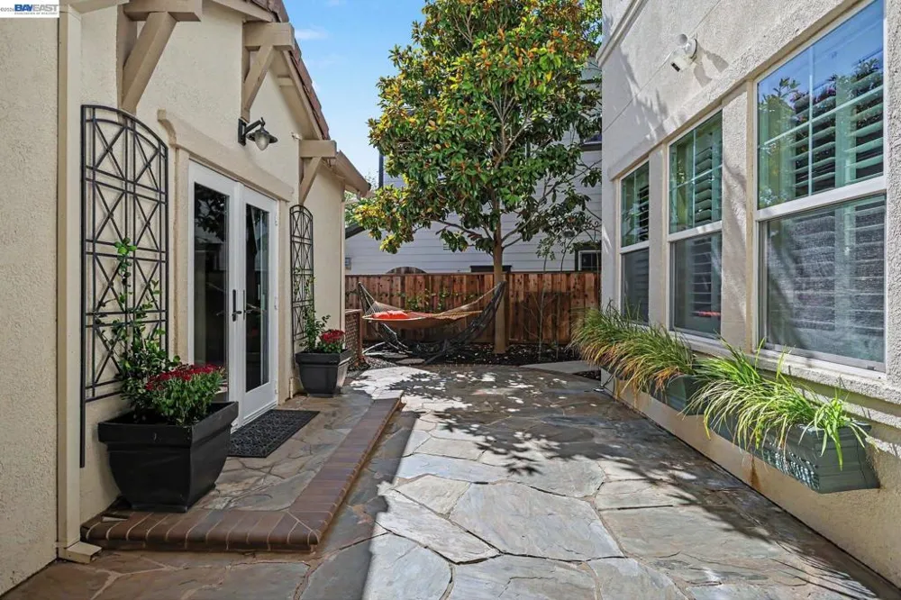 3743 FERNCROFT WAY Dublin, CA 94568