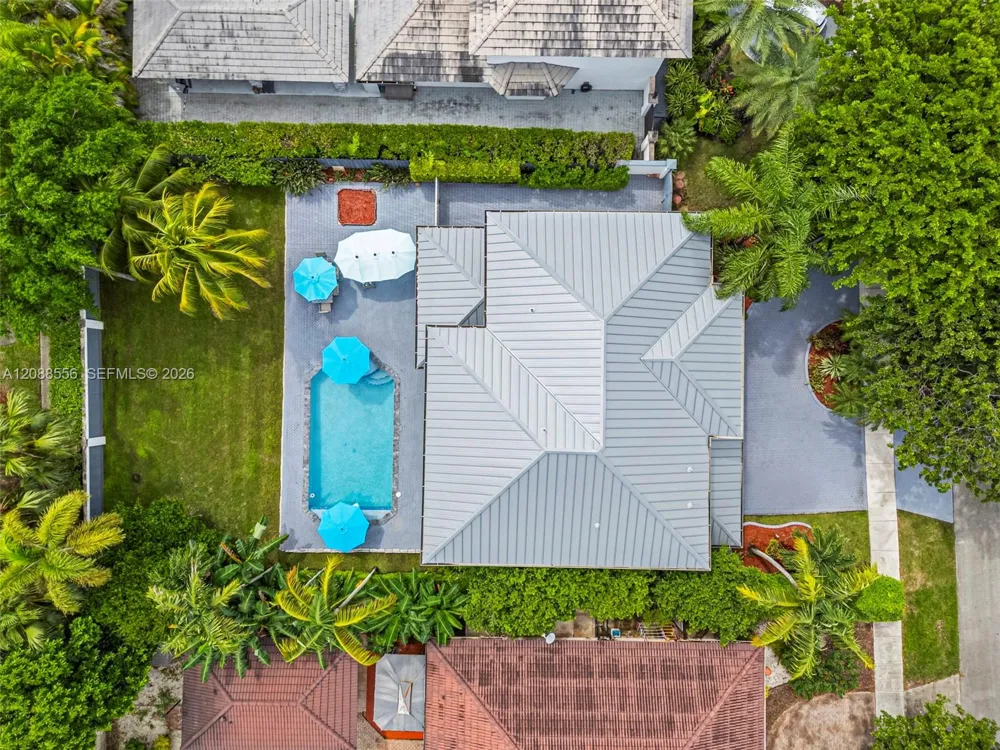 15822 SW 103rd Ln Miami, FL 33196