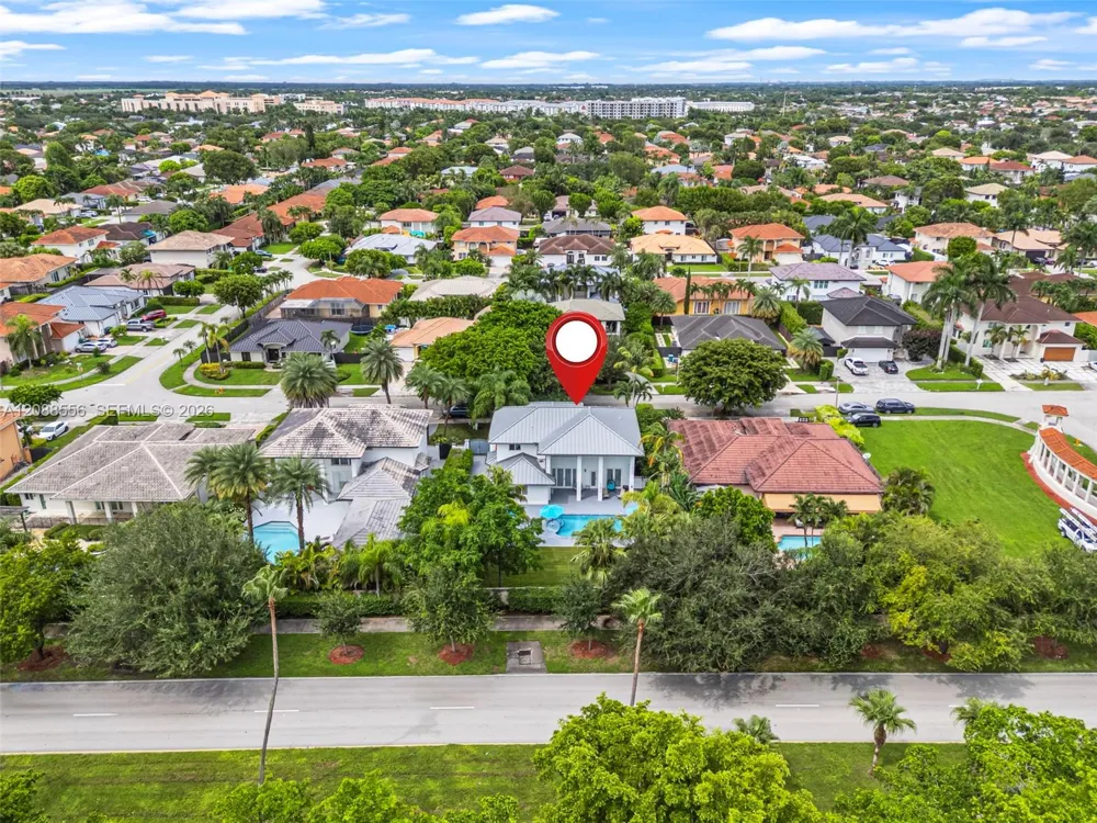 15822 SW 103rd Ln Miami, FL 33196
