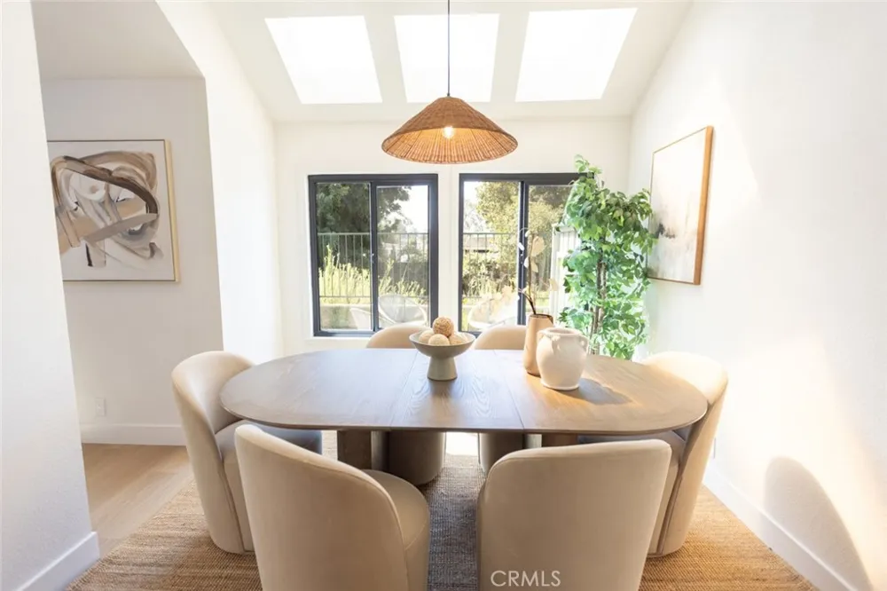 1095 Sea Terrace Costa Mesa, CA 92627
