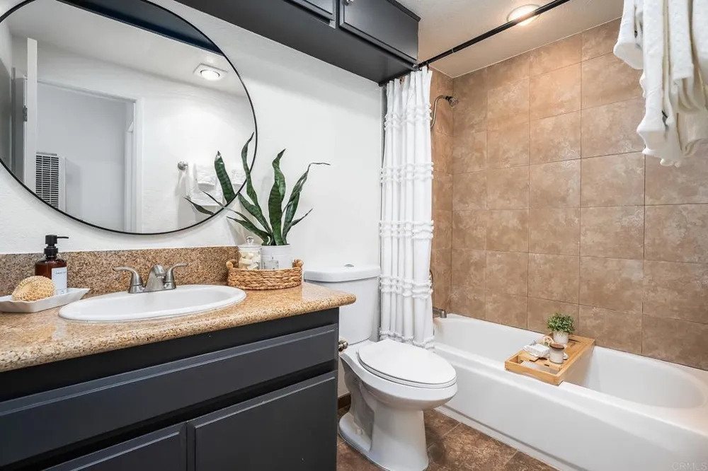 4338 Montalvo 3 San Diego, CA 92107