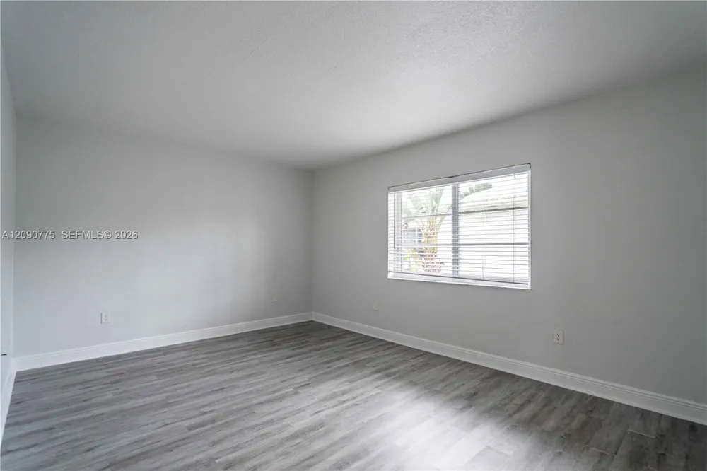 1007 Bay Dr #203 Miami Beach, FL 33141