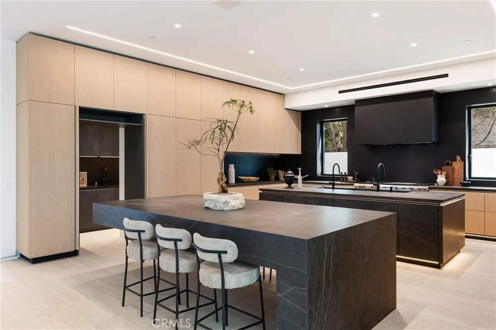 412 Saint Andrews Road Newport Beach, CA 92663