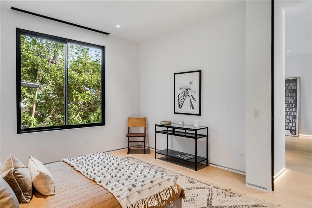 412 Saint Andrews Road Newport Beach, CA 92663