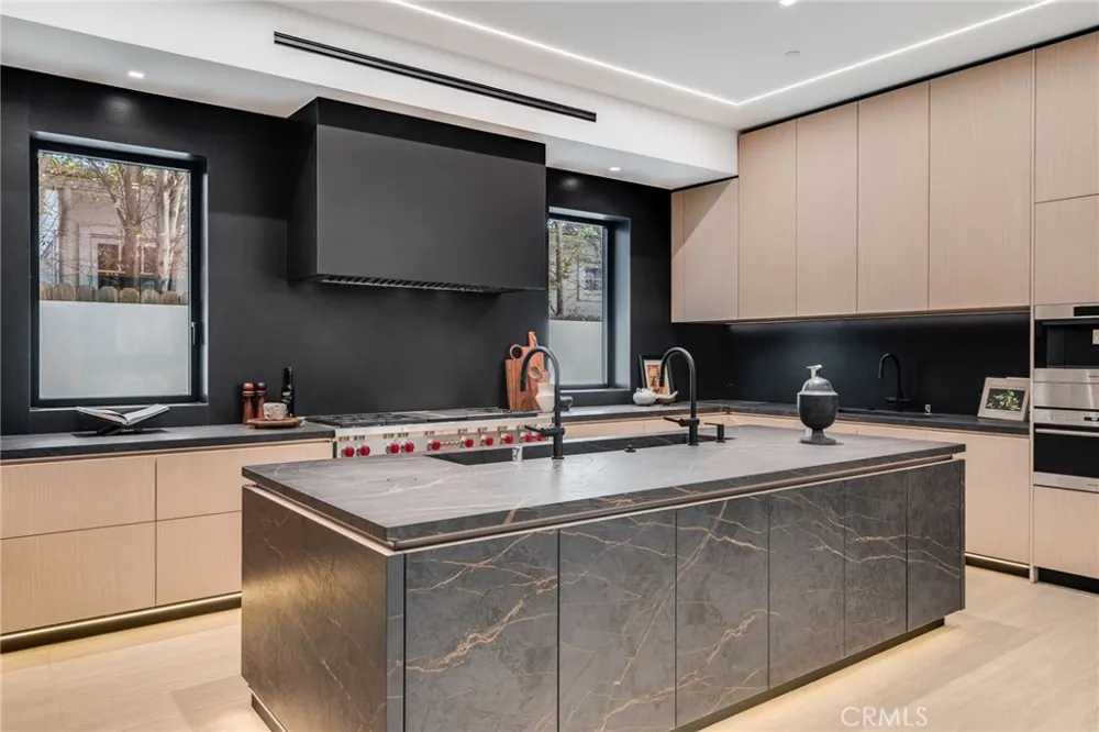 412 Saint Andrews Road Newport Beach, CA 92663