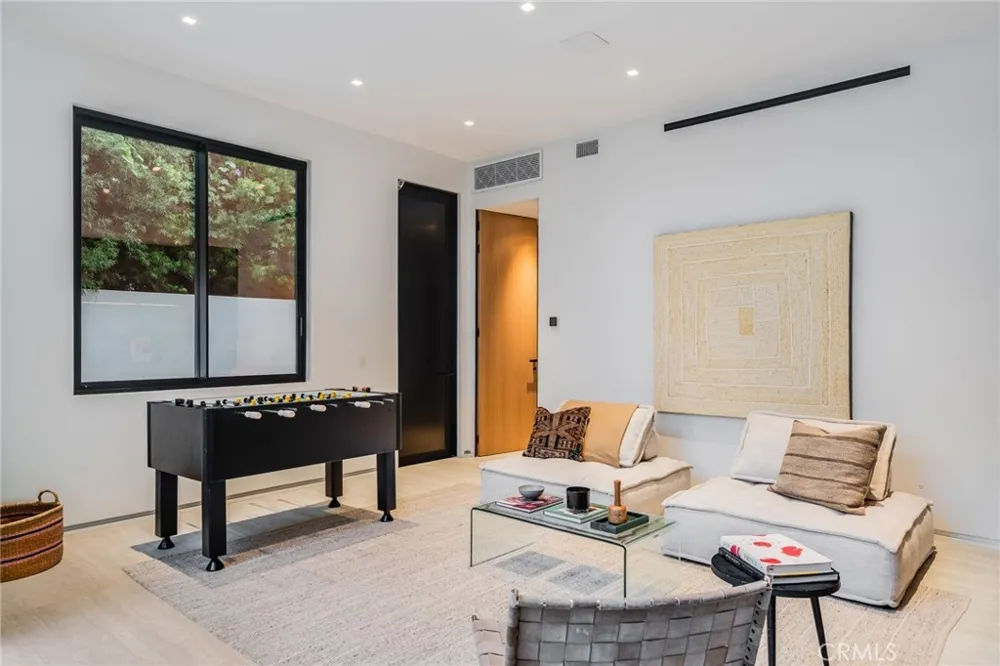 412 Saint Andrews Road Newport Beach, CA 92663