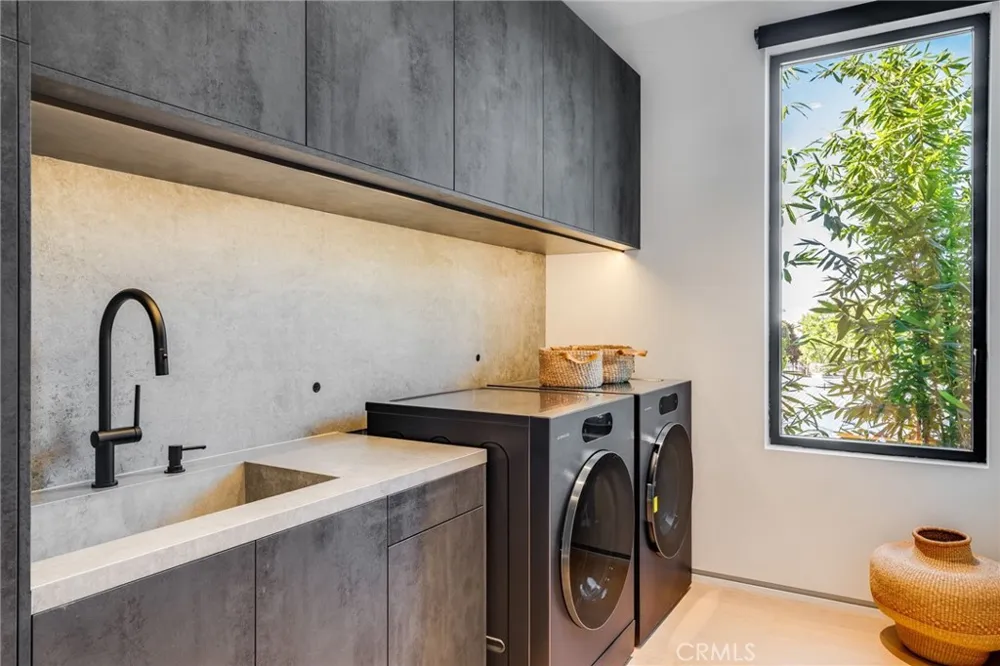 412 Saint Andrews Road Newport Beach, CA 92663