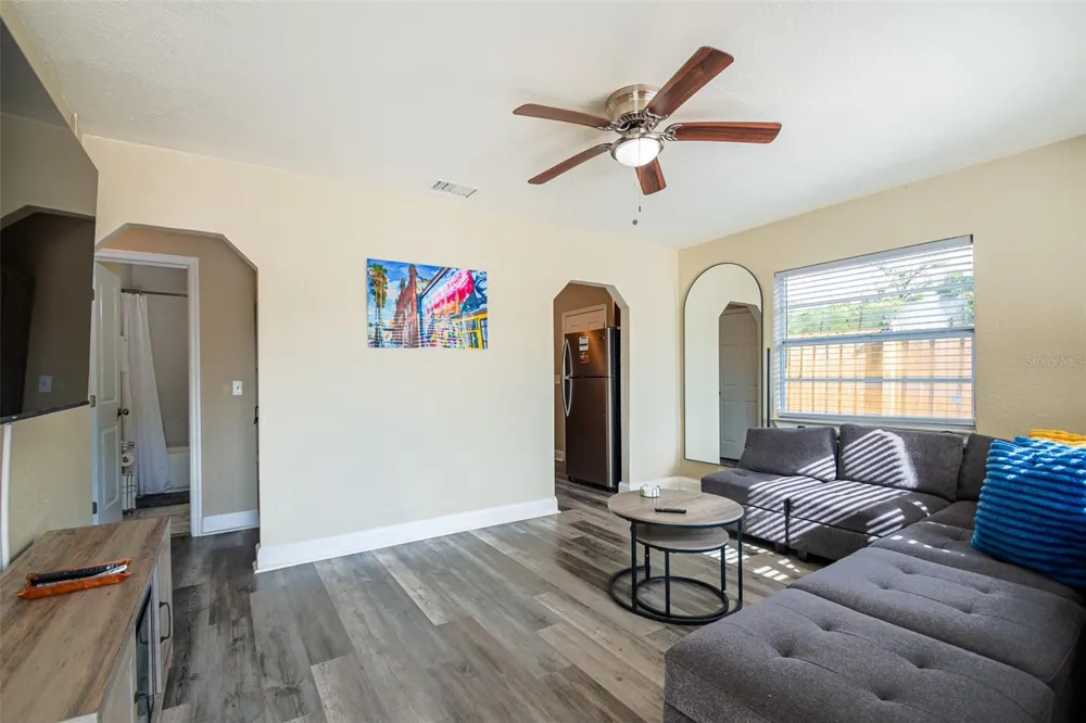 3812 54TH STREET Tampa, FL 33619