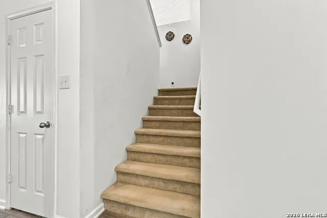 3739 Crimson Star San Antonio, TX 78261