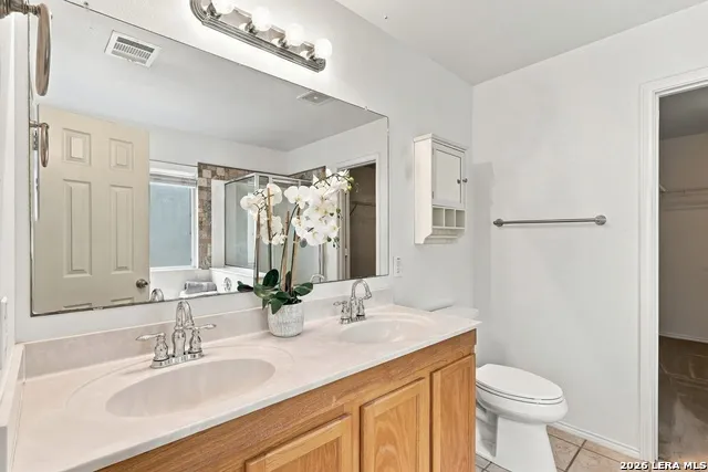 3739 Crimson Star San Antonio, TX 78261