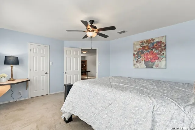 3739 Crimson Star San Antonio, TX 78261