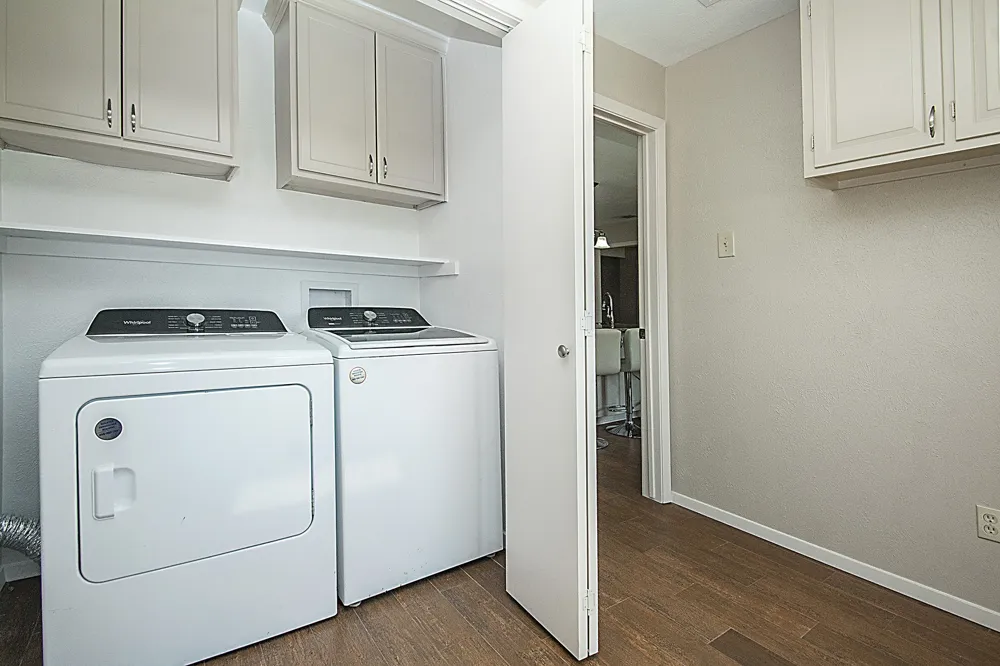 442 Valley Glen Drive Richardson, TX 75080