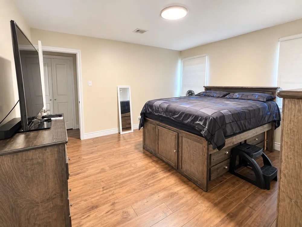 5103 Darnell Street Houston, TX 77096