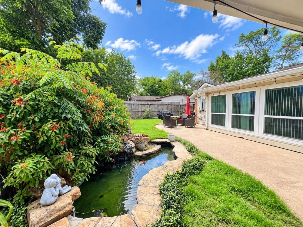 5103 Darnell Street Houston, TX 77096