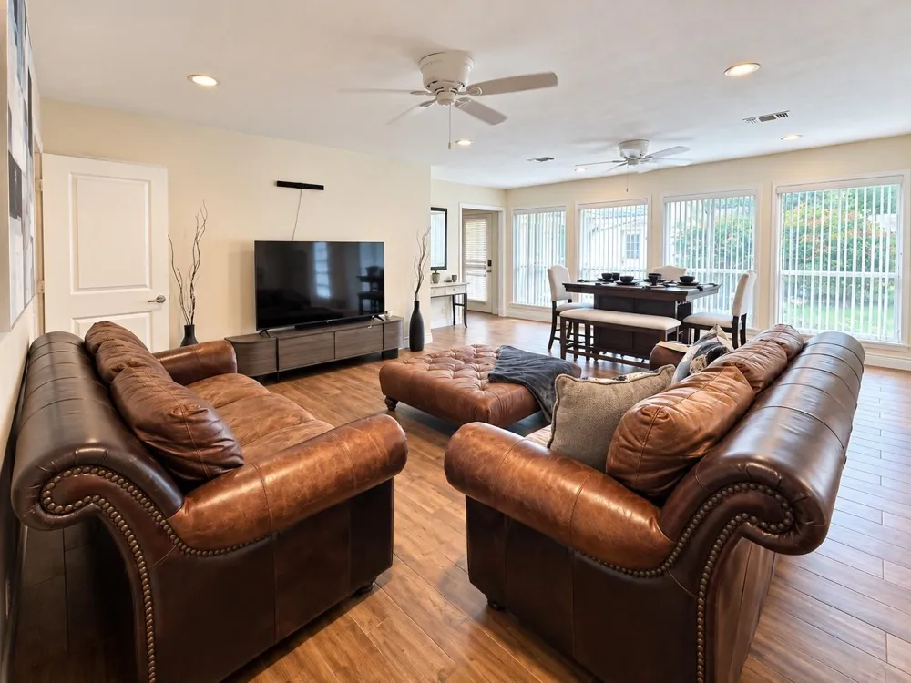 5103 Darnell Street Houston, TX 77096