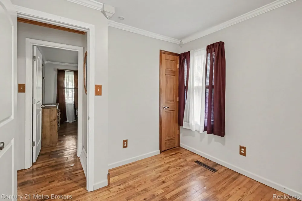 3222 Comer Drive Genesee Charter Township, MI 48506