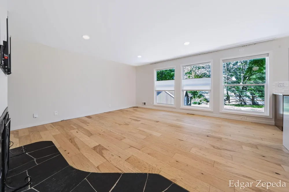 3439 Kalamazoo Avenue SE Grand Rapids City, MI 49508