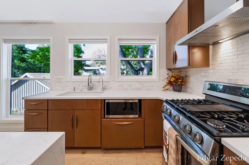 3439 Kalamazoo Avenue SE Grand Rapids City, MI 49508