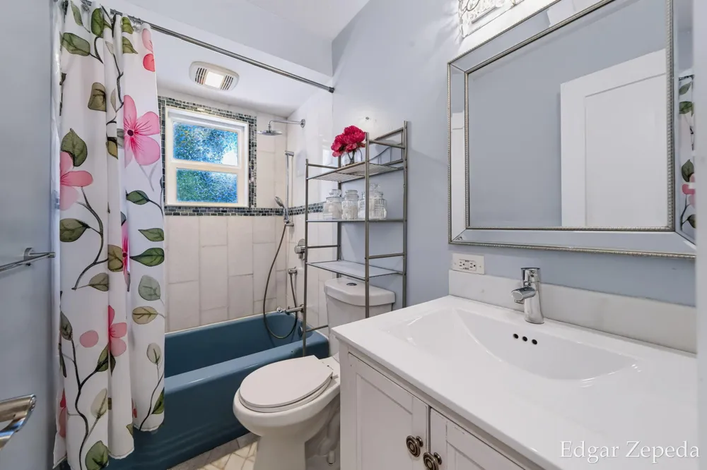 3439 Kalamazoo Avenue SE Grand Rapids City, MI 49508