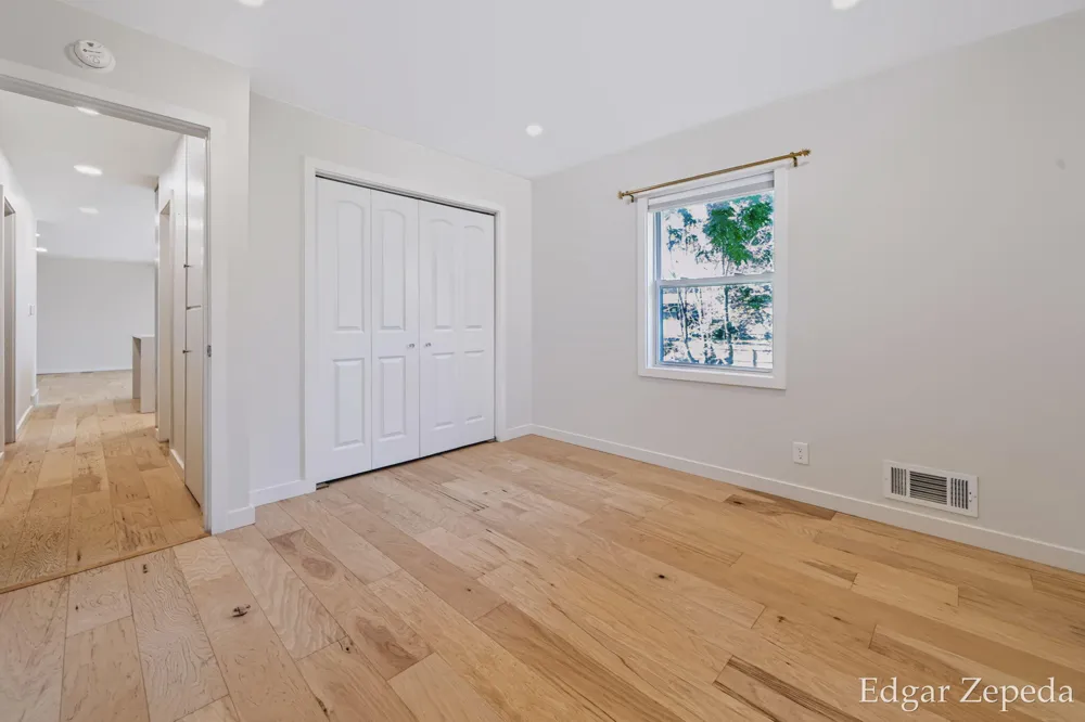 3439 Kalamazoo Avenue SE Grand Rapids City, MI 49508