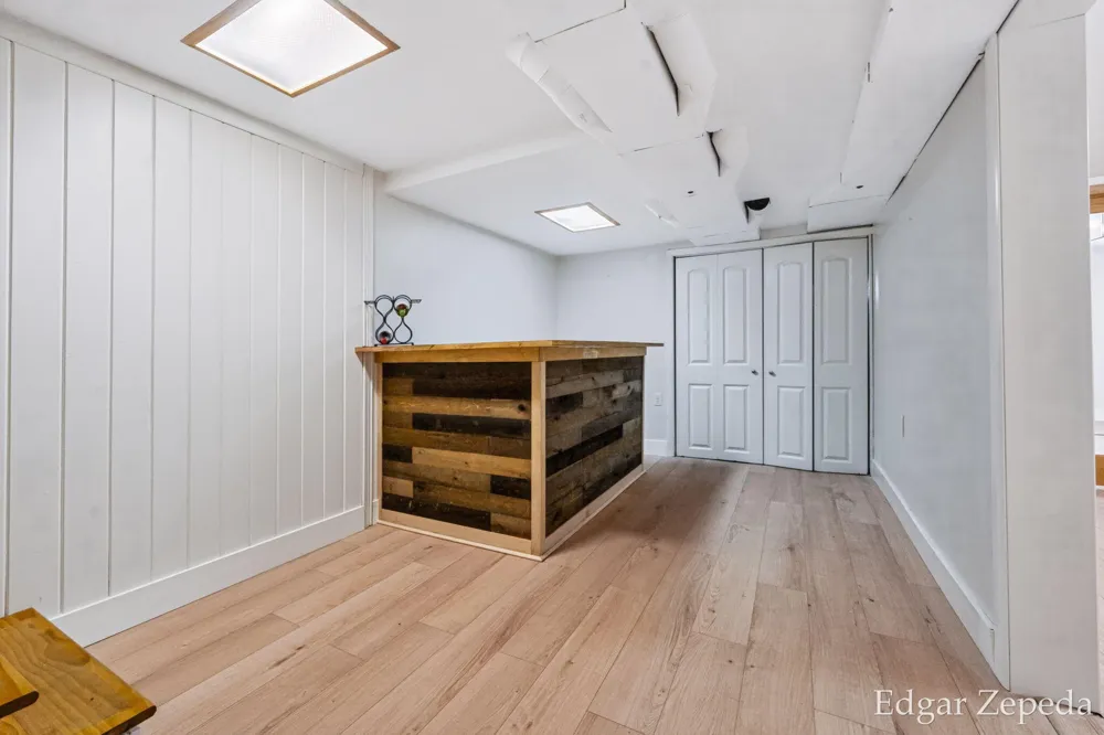 3439 Kalamazoo Avenue SE Grand Rapids City, MI 49508