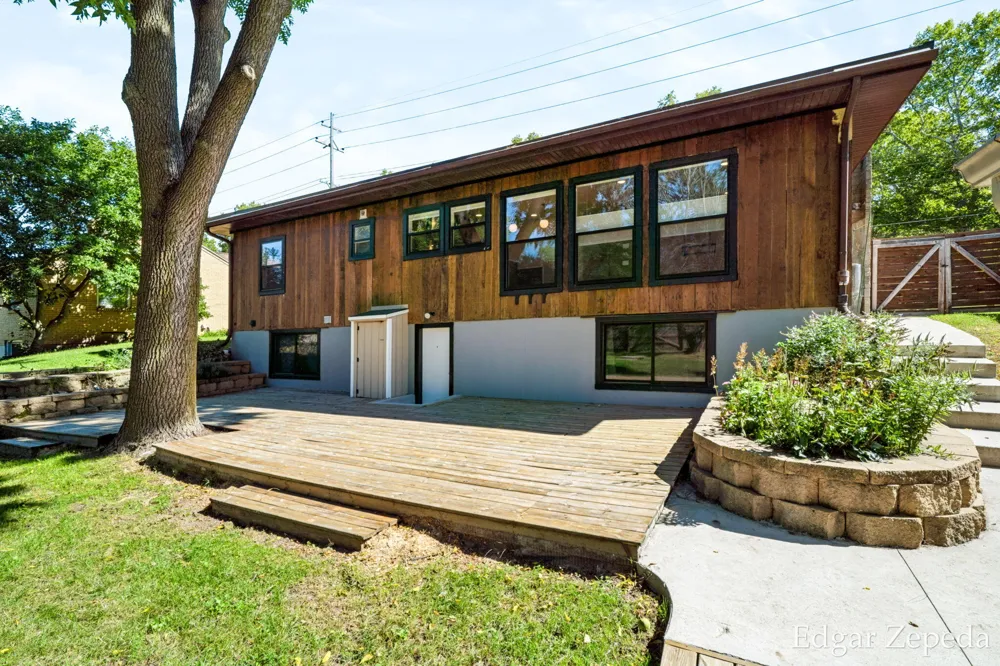 3439 Kalamazoo Avenue SE Grand Rapids City, MI 49508