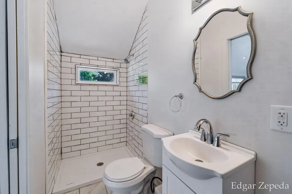 3439 Kalamazoo Avenue SE Grand Rapids City, MI 49508