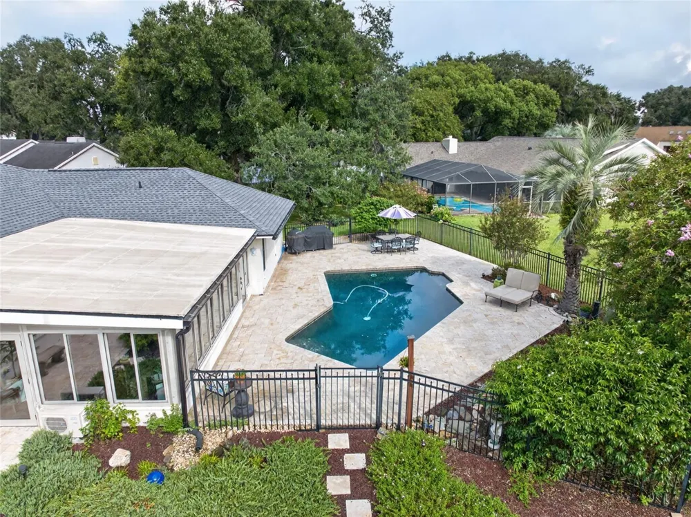 906 RETRIEVER AVENUE Seffner, FL 33584