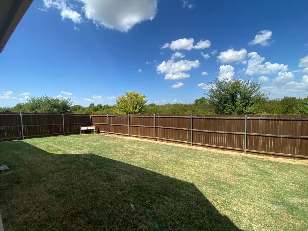 852 Reynolds Drive Fate, TX 75087
