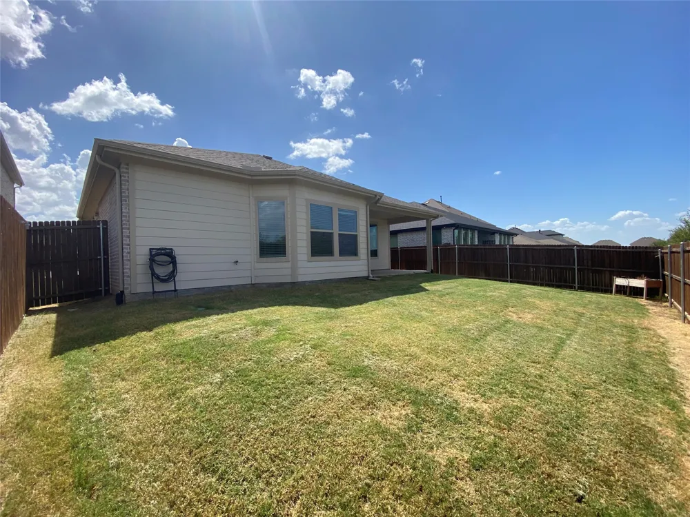 852 Reynolds Drive Fate, TX 75087