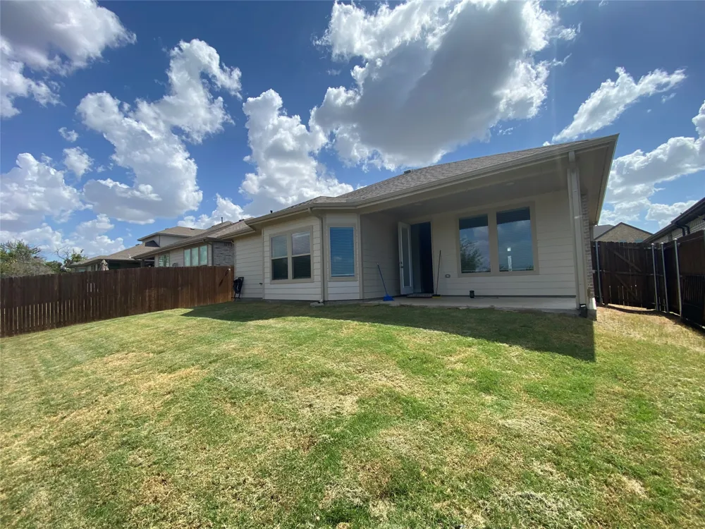 852 Reynolds Drive Fate, TX 75087