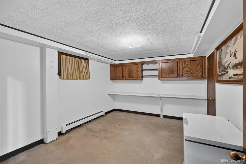 2124 S Fenton Street Denver, CO 80227