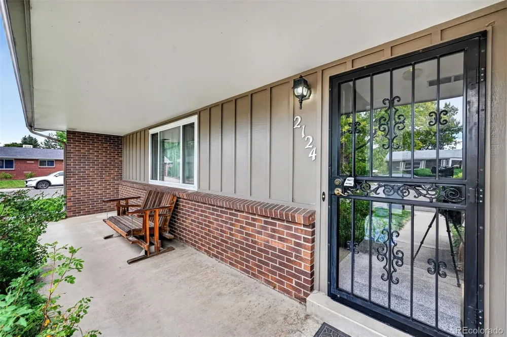 2124 S Fenton Street Denver, CO 80227