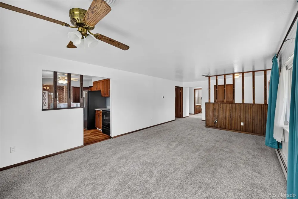 2124 S Fenton Street Denver, CO 80227