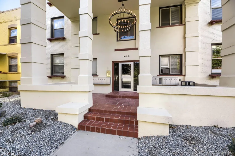 1629 Clarkson Street #34 Denver, CO 80218