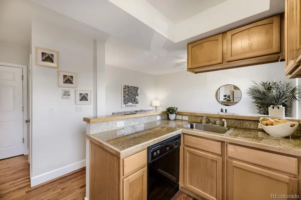 1629 Clarkson Street #34 Denver, CO 80218