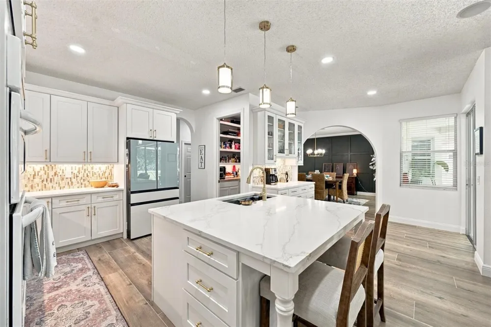 9316 KNIGHTSBRIDGE COURT Tampa, FL 33647