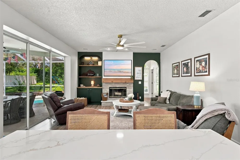 9316 KNIGHTSBRIDGE COURT Tampa, FL 33647