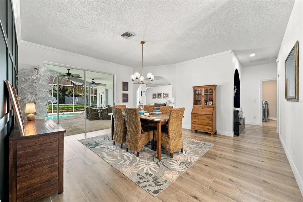 9316 KNIGHTSBRIDGE COURT Tampa, FL 33647