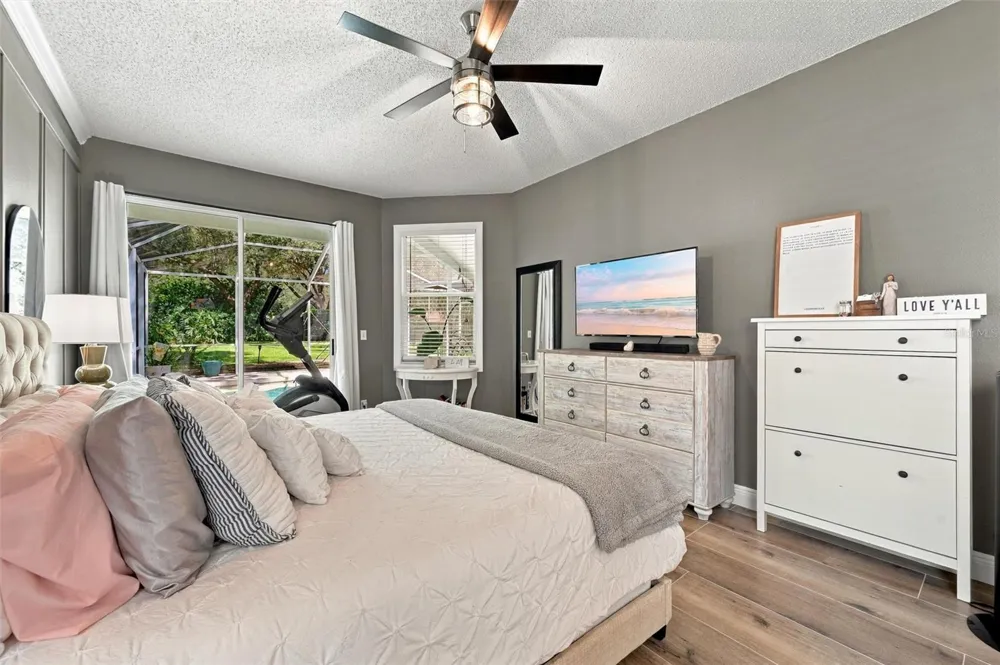9316 KNIGHTSBRIDGE COURT Tampa, FL 33647