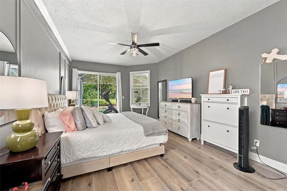 9316 KNIGHTSBRIDGE COURT Tampa, FL 33647