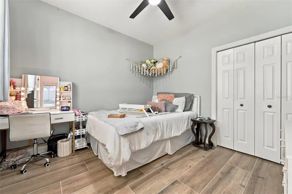 9316 KNIGHTSBRIDGE COURT Tampa, FL 33647