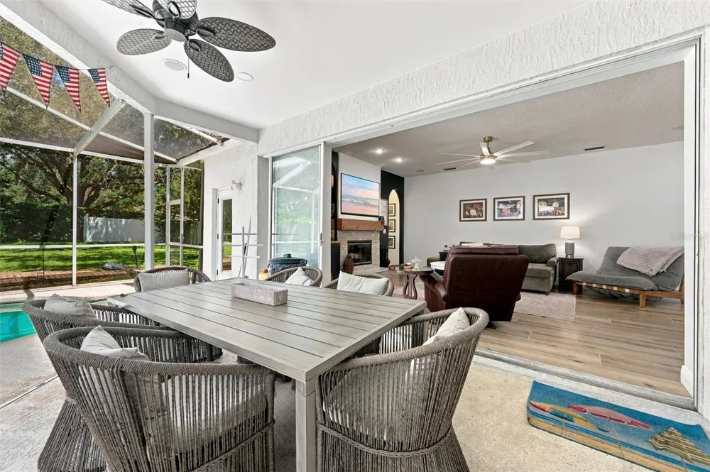 9316 KNIGHTSBRIDGE COURT Tampa, FL 33647