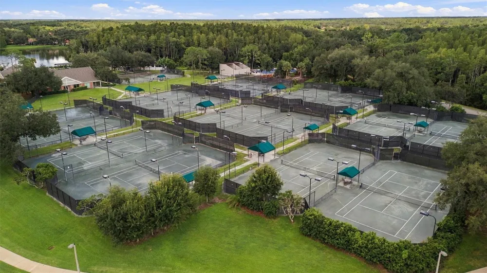 9316 KNIGHTSBRIDGE COURT Tampa, FL 33647