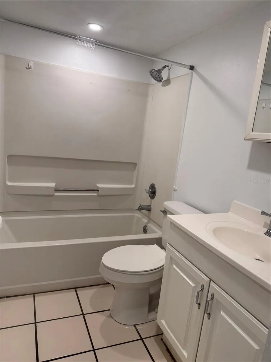 2501 HARN BOULEVARD #H20 Clearwater, FL 33764