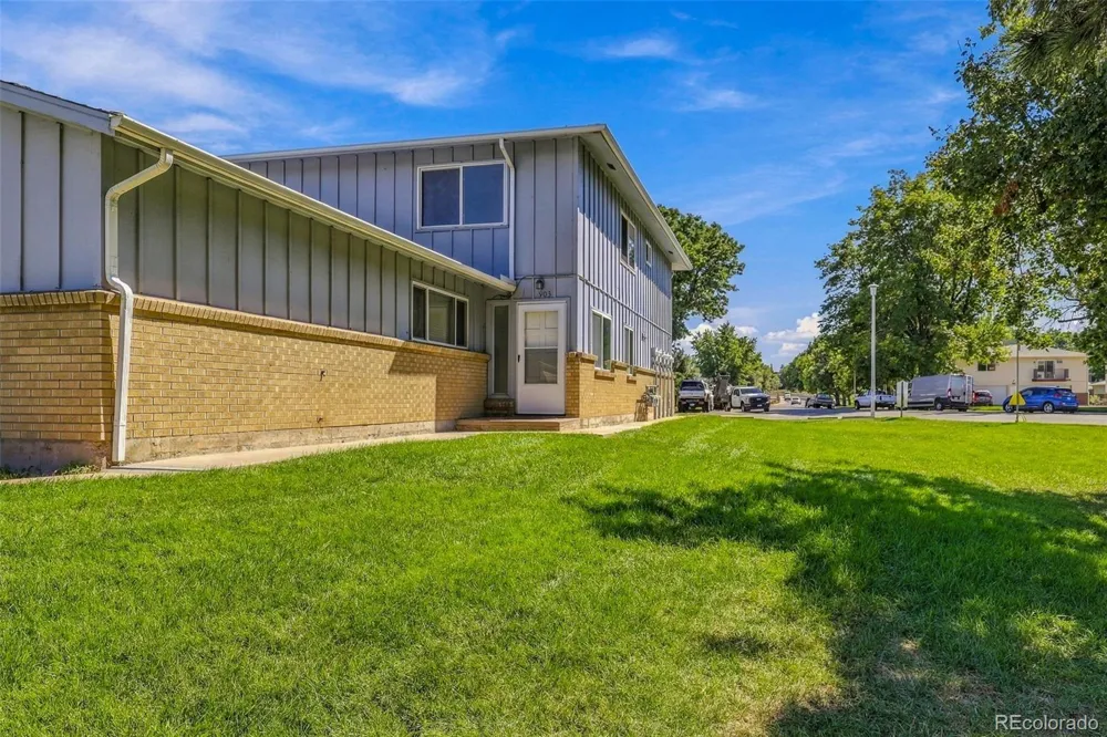 7309 W Hampden Avenue #903 Lakewood, CO 80227