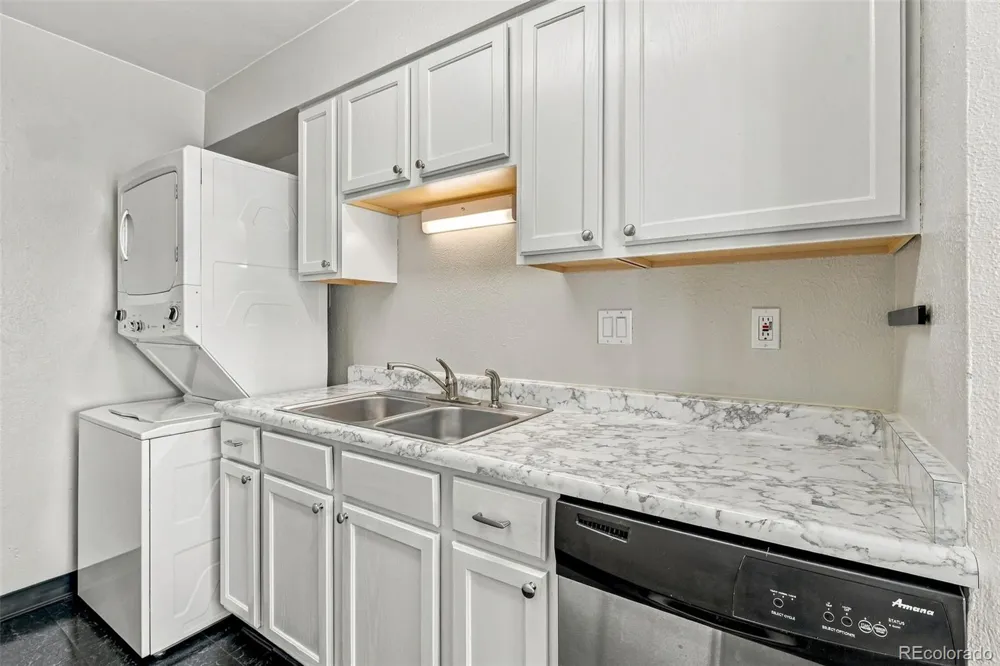 7309 W Hampden Avenue #903 Lakewood, CO 80227