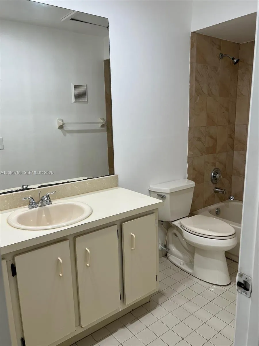 20680 NE 4th Ct #206 Miami, FL 33179