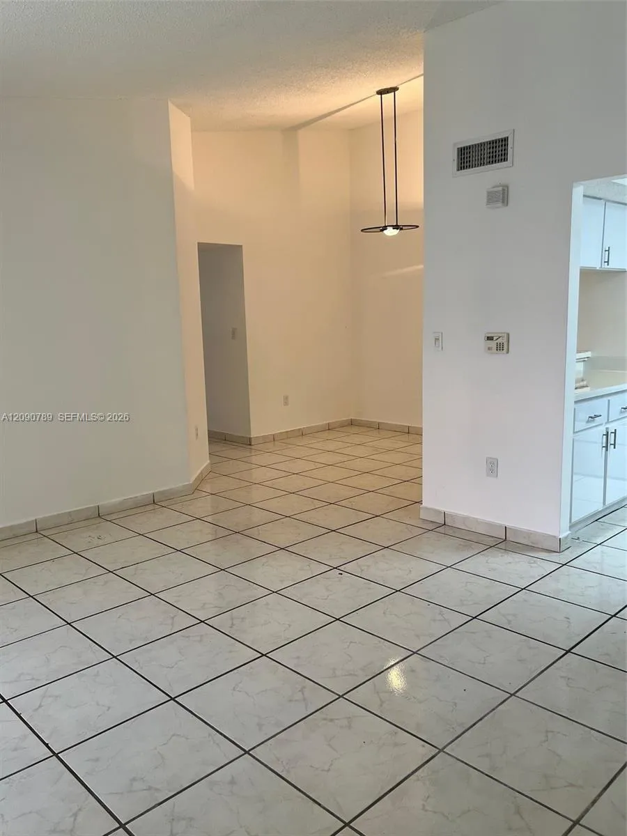 20680 NE 4th Ct #206 Miami, FL 33179